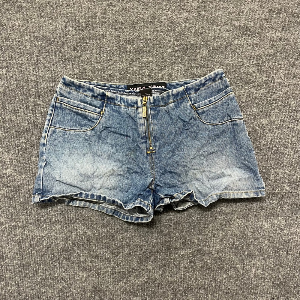 Yada Yada Denim Shorts Womens Size 9 Blue Exposed Zipper Light Wash Casual